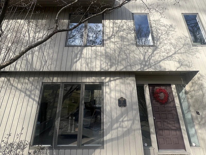 The casement windows no longer operate